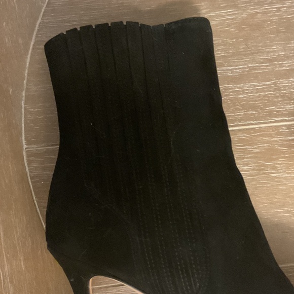 VERONICA BEARD “LISA” BLACK SUEDE BOOTIE - Picture 6 of 9